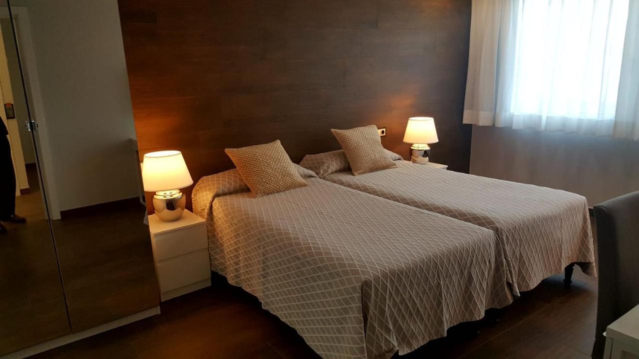 Apartamentos Centro Colon Madrid Bagian luar foto