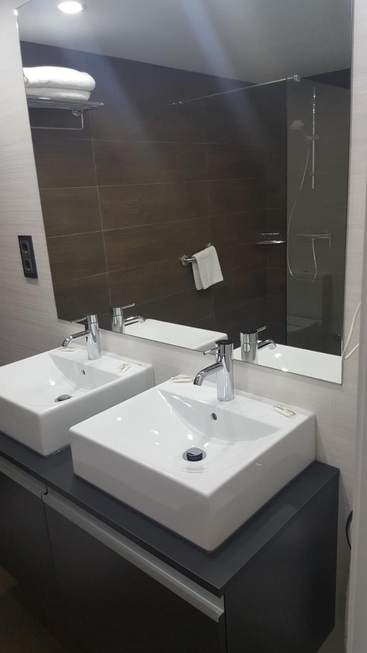 Apartamentos Centro Colon Madrid Bagian luar foto